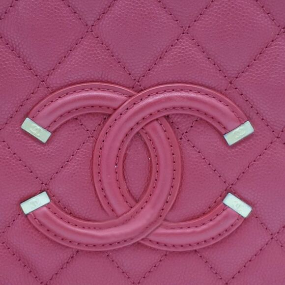 Chanel Caviar Cosmetic Tote And Shoulder Bag - Picture 7 of 7